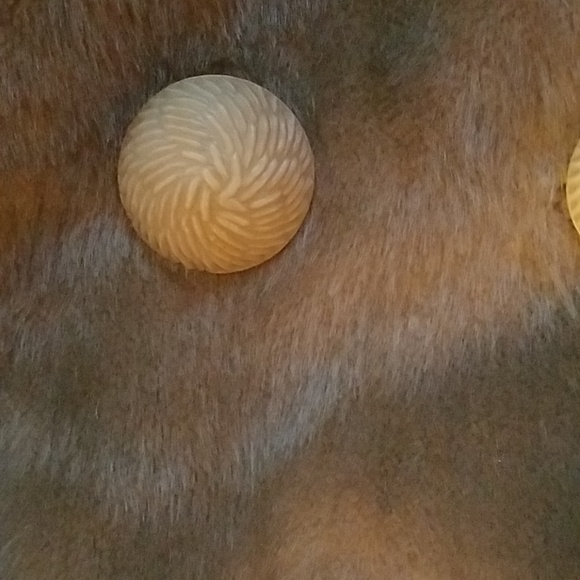 Vintage brown faux fur coat - Picture 2 of 7